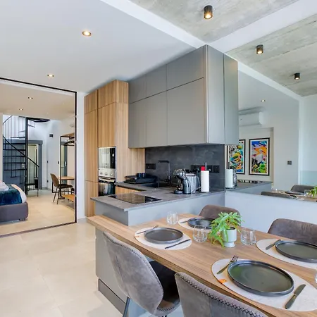 The Ultimate Luxury Triplex In Spinola Bay By 360 Estates * San Giuliano