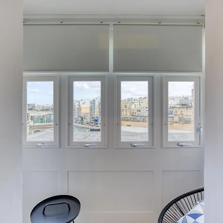 The Ultimate Luxury Triplex In Spinola Bay By 360 Estates * San Giuliano