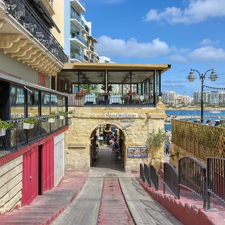 Casa vacanze The Ultimate Luxury Triplex In Spinola Bay By 360 Estates San Giuliano