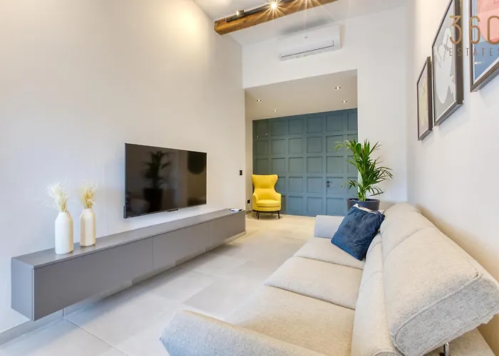 The Ultimate Luxury Triplex In Spinola Bay By 360 Estates *