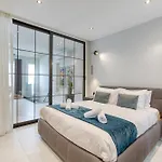 The Ultimate Luxury Triplex In Spinola Bay By 360 Estates Case de vacanță *