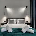 The Ultimate Luxury Triplex In Spinola Bay By 360 Estates Case de vacanță *