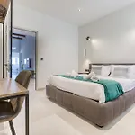 Case de vacanță The Ultimate Luxury Triplex In Spinola Bay By 360 Estates
